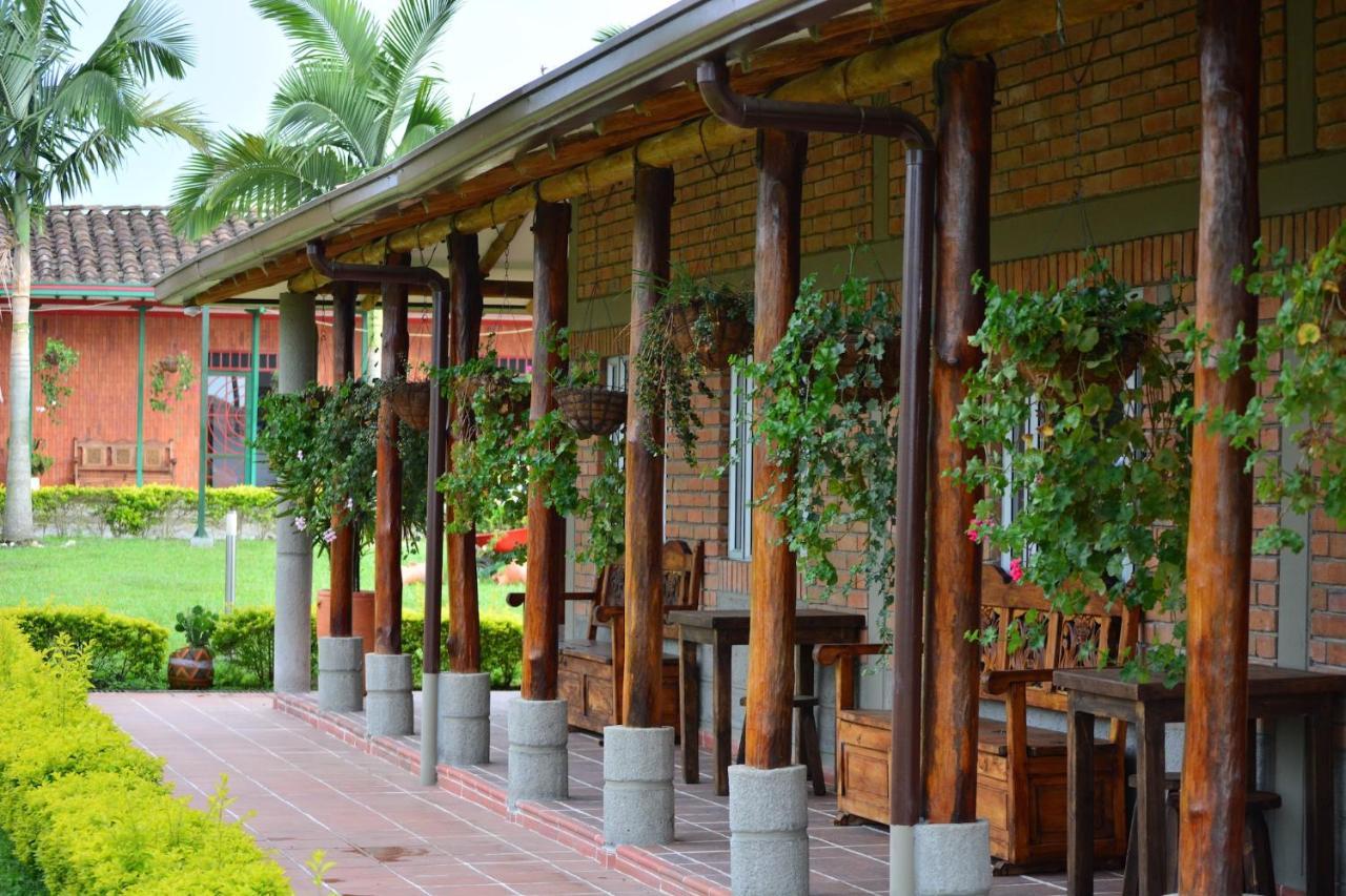 Finca Del Cafe - Casa Typica Santa Rosa de Cabal Exteriör bild